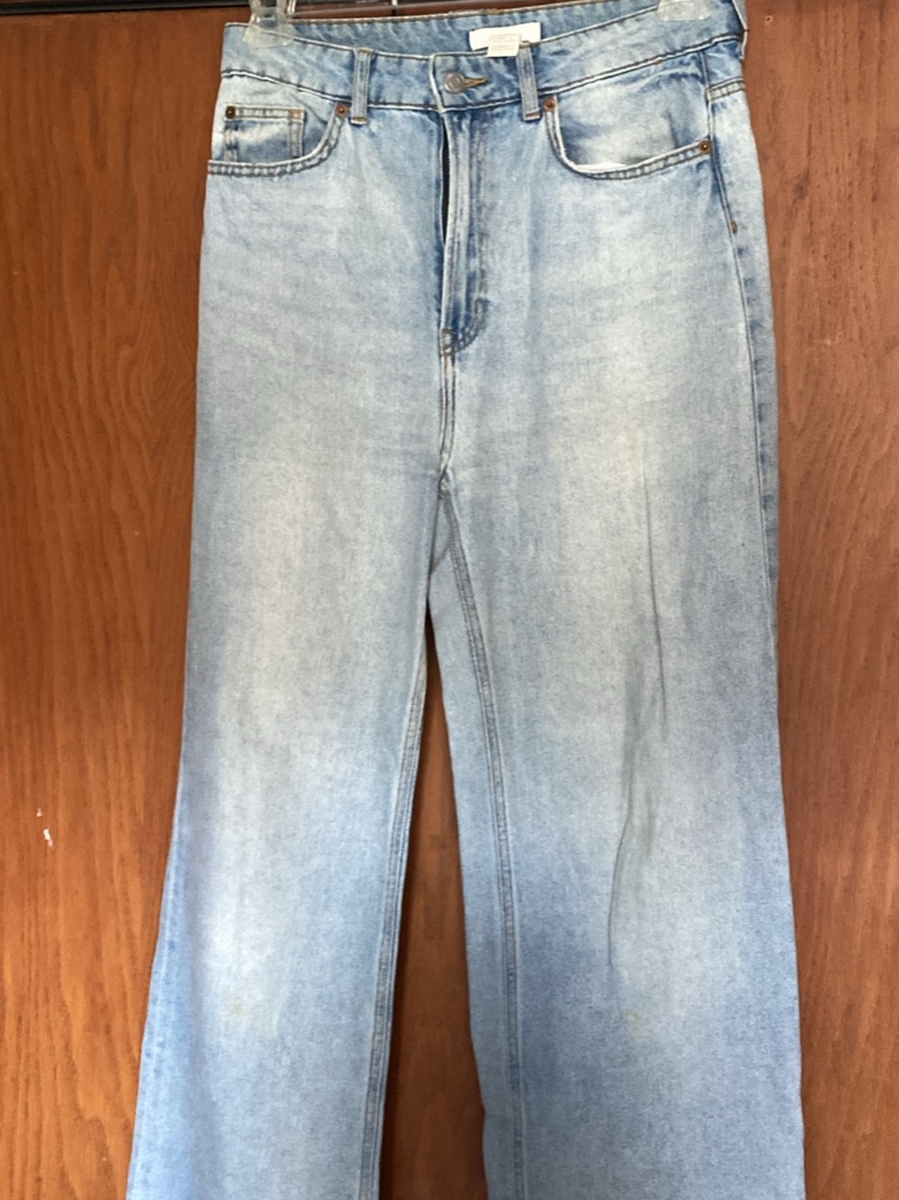 H&M women’s light wash wide leg jeans size 8